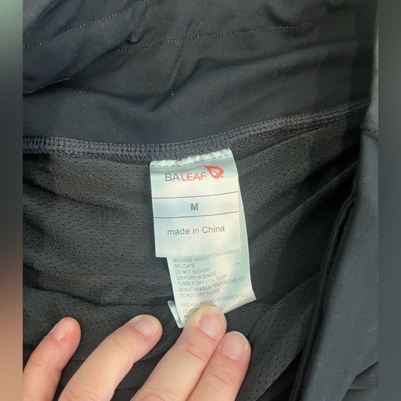 Baleaf Running/Tennis Skirt - Size Medium - Picture 9 of 9